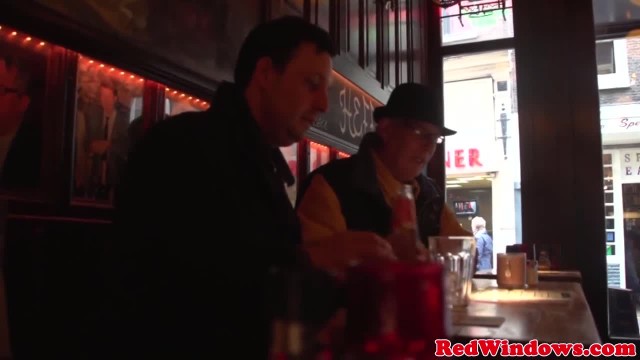 Брюнетка любит зрелых - #3